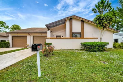 6107 Elsinore Circle, Greenacres, FL 33463 - Photo 1
