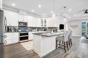 10924 SW Winding Lakes Circle, Port Saint Lucie, FL 34987 - Photo 1