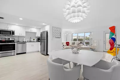 104 Wellington B, West Palm Beach, FL 33417 - Photo 1