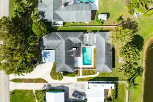 4705 Holly Dr, Palm Beach Gardens, FL 33418 - Photo 1