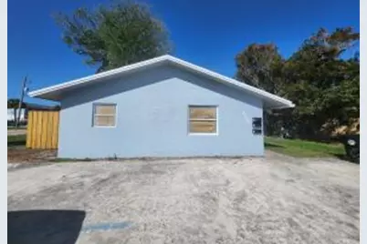 517 S F Street, Lake Worth Beach, FL 33460 - Photo 1