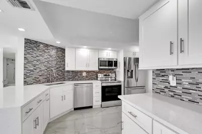 2400 Presidential Way #1903, West Palm Beach, FL 33401 - Photo 1