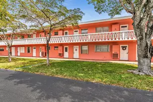 300 NE 20th St, Boca Raton, FL 33431 - Photo 1