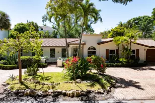 898 Azalea St, Boca Raton, FL 33486 - Photo 1