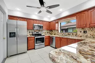 9765 Pecan Tree Dr, Boynton Beach, FL 33436 - Photo 1