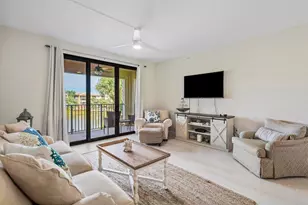 300 Uno Lago Dr, Juno Beach, FL 33408 - Photo 1