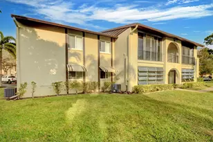 334 Pine Ridge Cir, Greenacres, FL 33463 - Photo 1