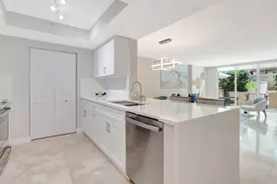 99 SE Mizner Blvd, Boca Raton, FL 33432 - Photo 1