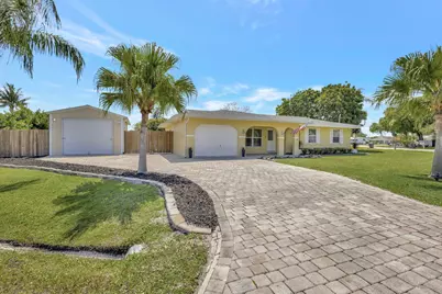 691 SE Harbor View Drive, Port Saint Lucie, FL 34953 - Photo 1
