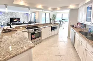 5420 N Ocean Dr, Singer Island, FL 33404 - Photo 1