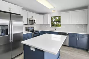 1402 Nebraska Ave, Fort Pierce, FL 34950 - Photo 1