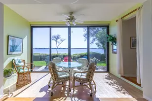 2562 NW Seagrass Dr, Palm City, FL 34990 - Photo 1