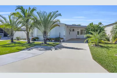 7850 SE Shenandoah Drive, Hobe Sound, FL 33455 - Photo 1