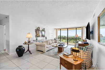 1900 Consulate Place #402, West Palm Beach, FL 33401 - Photo 1