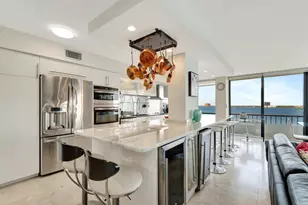 5550 N Ocean Dr, Singer Island, FL 33404 - Photo 1