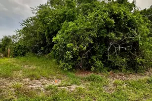 181 SE Whitmore Dr, Port Saint Lucie, FL 34984 - Photo 1