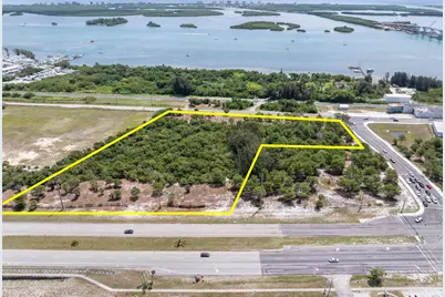2300 N US Hwy 1, Fort Pierce, FL 34946 - Photo 1