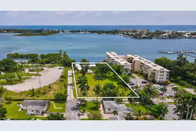 670 Oak Street, Boynton Beach, FL 33435 - Photo 1