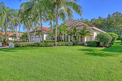 22 Windward Isle, Palm Beach Gardens, FL 33418 - Photo 1