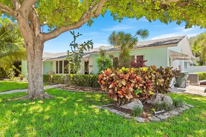 1098 SW 2nd Street, Boca Raton, FL 33486 - Photo 1