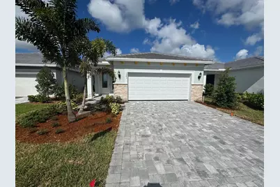 1243 Haven Circle #Hallmark 35, Vero Beach, FL 32960 - Photo 1
