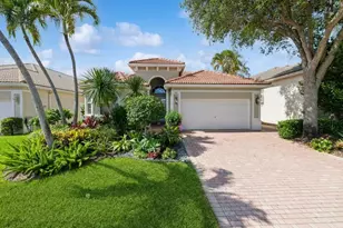 160 Palm Cir, Atlantis, FL 33462 - Photo 1