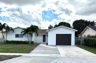 9004 SW 6th St, Boca Raton, FL 33433 - Photo 1