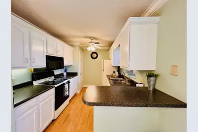 32 Lake Vista Trail #101, Port Saint Lucie, FL 34952 - Photo 1