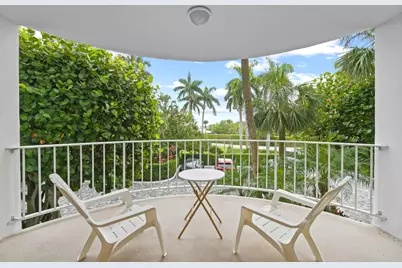 2295 S Ocean Boulevard #215, Palm Beach, FL 33480 - Photo 1