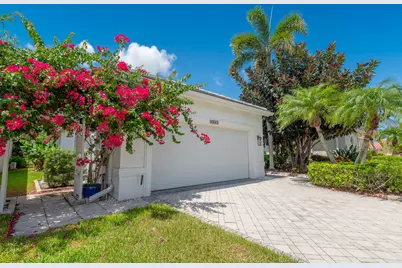 1513 SE Holyrood Lane, Port Saint Lucie, FL 34952 - Photo 1