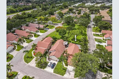 85 Ironwood Way N, Palm Beach Gardens, FL 33418 - Photo 1