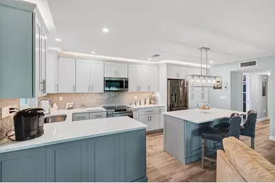 1172 S Drive Circle #D, Delray Beach, FL 33445 - Photo 1