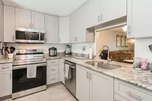 882 Worcester Ln, Lake Worth, FL 33467 - Photo 1