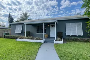 204 SE 2nd Ave, Boynton Beach, FL 33435 - Photo 1