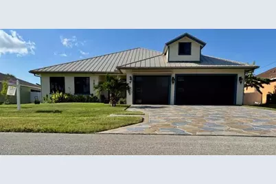 382 SW Dalton Circle, Port Saint Lucie, FL 34953 - Photo 1