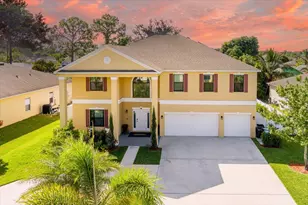 685 NW Bayshore Blvd, Port Saint Lucie, FL 34983 - Photo 1