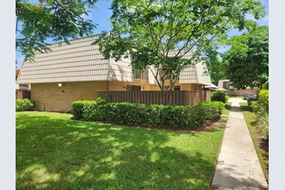 5609 56th Way, West Palm Beach, FL 33409 - Photo 1