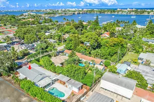 110 E Lake Worth Ave, Lantana, FL 33462 - Photo 1