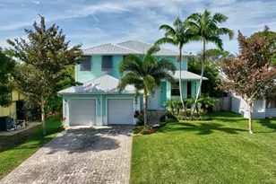 1468 SW Peninsula Ln, Palm City, FL 34990 - Photo 1