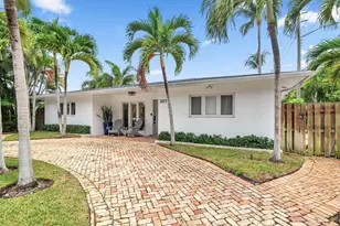 301 Edgewood Dr, West Palm Beach, FL 33405 - Photo 1