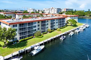 3050 NE 48th Ct, Lighthouse Point, FL 33064 - Photo 1