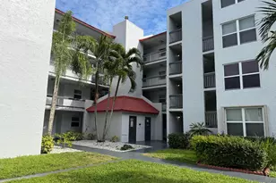 9411 Evergreen Pl, Davie, FL 33324 - Photo 1