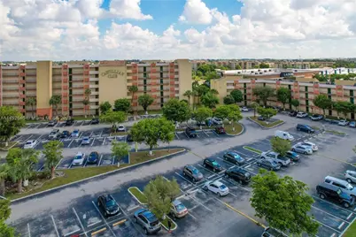 9405 W Flagler Street #D205, Miami, FL 33174 - Photo 1