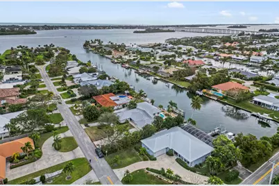 25 Park Avenue, Vero Beach, FL 32960 - Photo 1