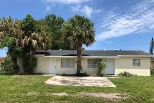 908 Mccray Ct, Fort Pierce, FL 34950 - Photo 1