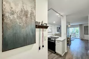 2811 S Garden Dr, Palm Springs, FL 33461 - Photo 1