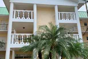 14 Colonial Club Dr, Boynton Beach, FL 33435 - Photo 1