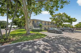 809 Lighthouse Dr, North Palm Beach, FL 33408 - Photo 1