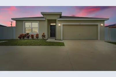 418 NW Airoso Boulevard, Port Saint Lucie, FL 34983 - Photo 1