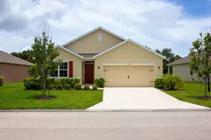 2716 Granville Mnr SW, Vero Beach, FL 32968 - Photo 1